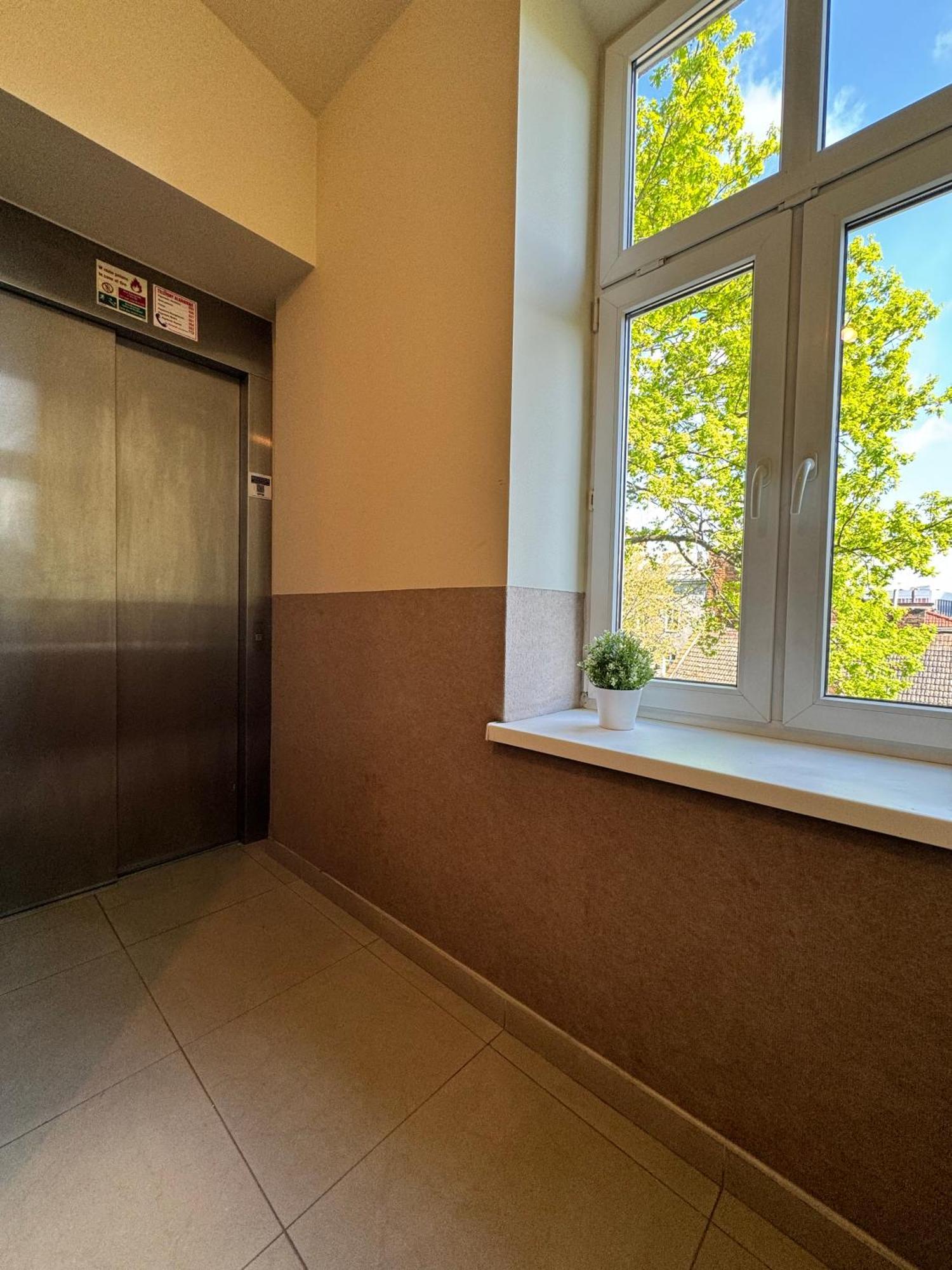Iris Hotel apartamentowy *